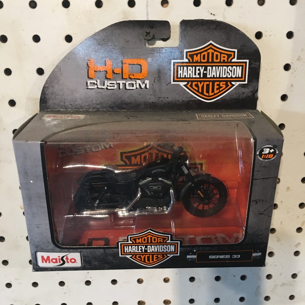 Harley-Davidson Custom Motorcycle Collection
